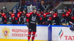 Альметьевский &laquo;Нефтяник&raquo; завершает домашнюю серию ещё одной победой